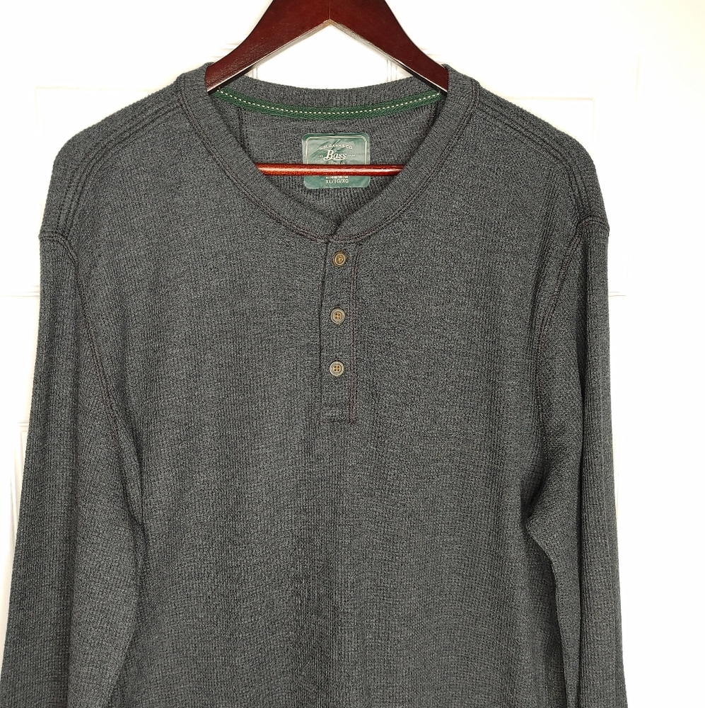 G. H. BASS & CO. 3 BUTTON WAFFLE KNIT THERMAL SHIRT, GRAY XL - Picture 2 of 6